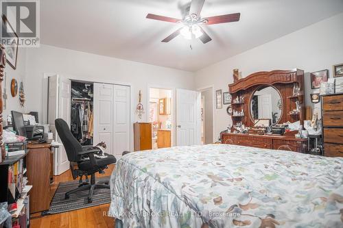 1692 Black Bay Road, Petawawa, ON - Indoor Photo Showing Bedroom