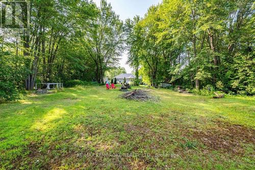1692 Black Bay Road, Petawawa, ON - Outdoor