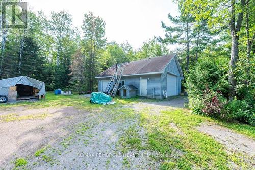 1692 Black Bay Road, Petawawa, ON - Outdoor