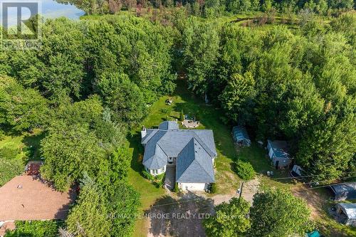 1692 Black Bay Road, Petawawa, ON - Outdoor