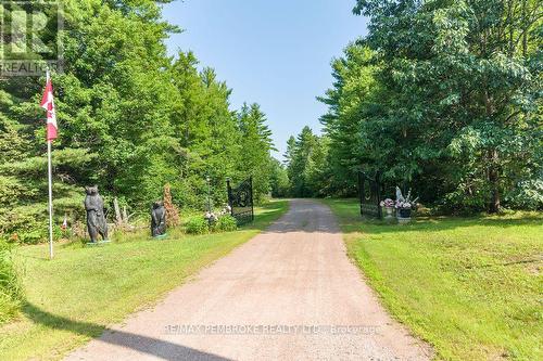 1692 Black Bay Road, Petawawa, ON - Outdoor