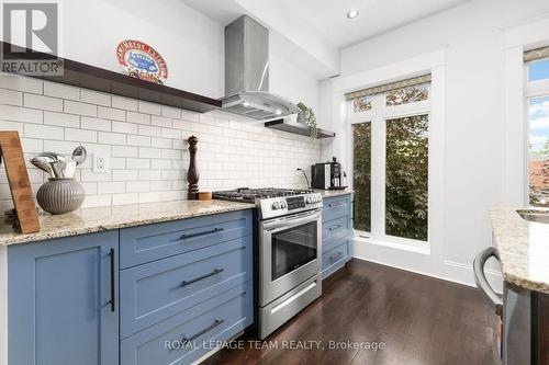 C - 31 Springfield Road, Ottawa, ON - Indoor Photo Showing Kitchen With Upgraded Kitchen