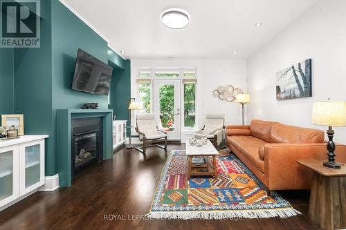 C - 31 Springfield Road, Ottawa, ON - Indoor Photo Showing Living Room With Fireplace