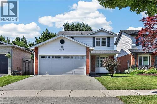 2102 Salma Crescent, Burlington, ON - Outdoor With Facade
