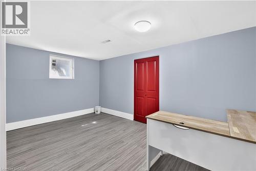 2102 Salma Crescent, Burlington, ON - Indoor Photo Showing Other Room