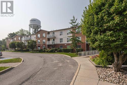95 Wellington St #213 Bowmanville - 213 - 95 Wellington Street, Clarington (Bowmanville), ON - Outdoor With Balcony