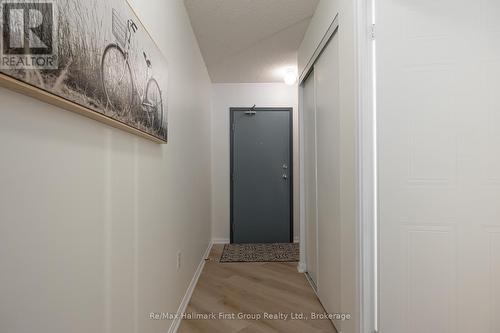 95 Wellington St #213 Bowmanville - 213 - 95 Wellington Street, Clarington (Bowmanville), ON - Indoor Photo Showing Other Room