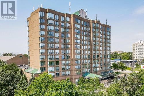 501 - 711 ROSSLAND ROAD  Whitby (Pringle Creek), ON L1N 8Z1