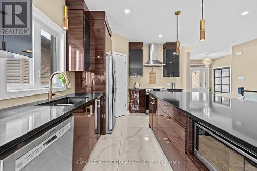 301 Dore Street, Casselman, ON - Indoor Photo Showing Kitchen With Double Sink With Upgraded Kitchen