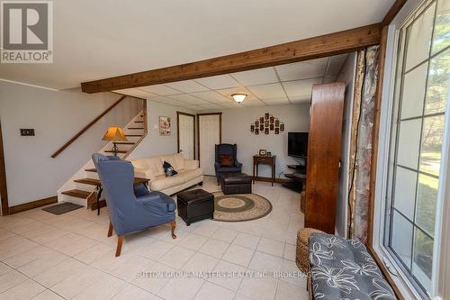 1839 Oak Flats Road, Frontenac (Frontenac Centre), ON - Indoor Photo Showing Other Room