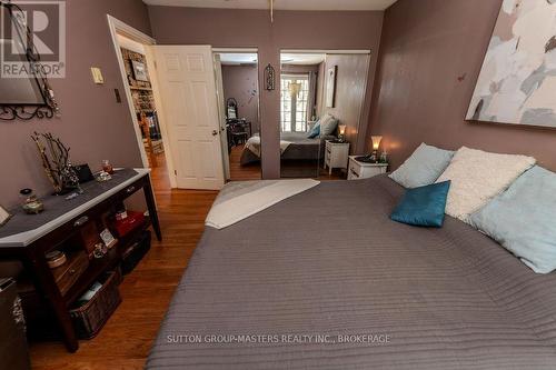 1839 Oak Flats Road, Frontenac (Frontenac Centre), ON - Indoor Photo Showing Bedroom