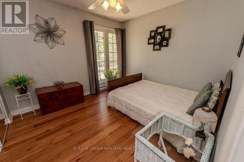 1839 Oak Flats Road, Frontenac (Frontenac Centre), ON - Indoor Photo Showing Bedroom