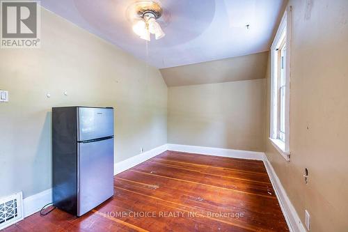 39 Burk Street, Oshawa, ON - Indoor Photo Showing Other Room