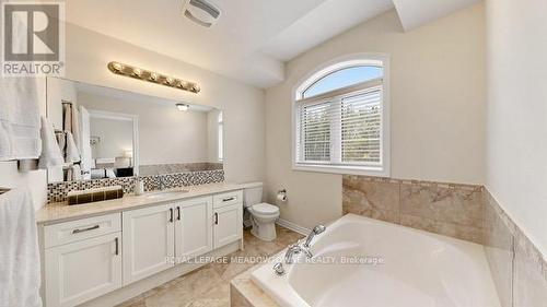 126 Bridlewood Boulevard, Whitby, ON - Indoor Photo Showing Bathroom