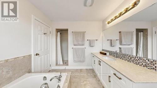126 Bridlewood Boulevard, Whitby, ON - Indoor Photo Showing Bathroom