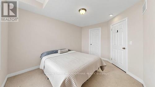 126 Bridlewood Boulevard, Whitby, ON - Indoor Photo Showing Bedroom