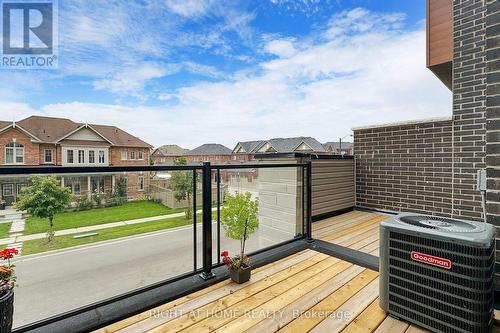 279 Moody Drive, Vaughan, ON - Outdoor
