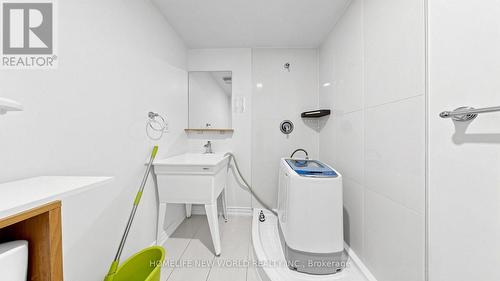 Lower leve Laundry room - 663 Peter Rupert Avenue, Vaughan, ON - Indoor