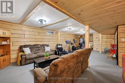 6 - 164 Mcclintock Way, Ottawa, ON - Indoor