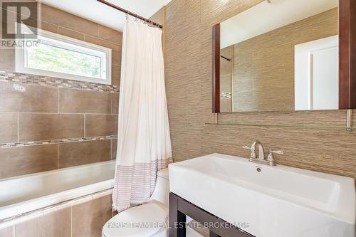 1858 Woods Bay Road, Severn, ON - Indoor Photo Showing Bathroom