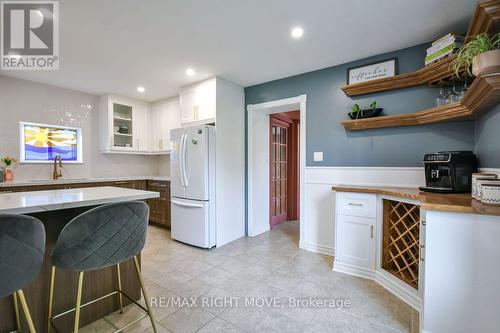119 Emily Street, Orillia, ON - Indoor Photo Showing Kitchen