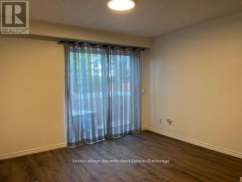 2 - 1746A EGLINTON AVENUE W , Toronto, Ontario M6E 2H6 4