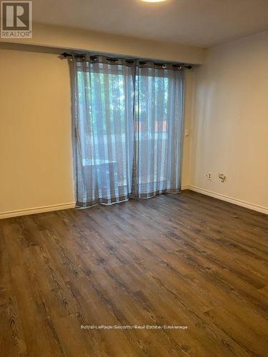 2 - 1746A EGLINTON AVENUE W , Toronto, Ontario M6E 2H6 5