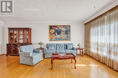 90 Tavistock Road, Toronto, ON - Indoor Photo Showing Living Room