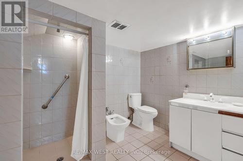 90 Tavistock Road, Toronto, ON - Indoor Photo Showing Bathroom