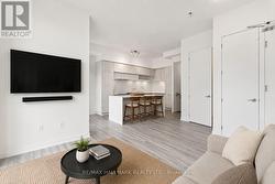 Living Area with Kitchen Access - 