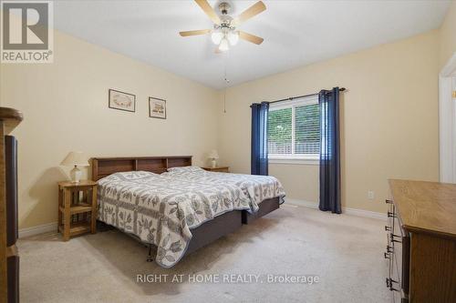 13 - 34 Southbrook Drive, Hamilton, ON - Indoor Photo Showing Bedroom