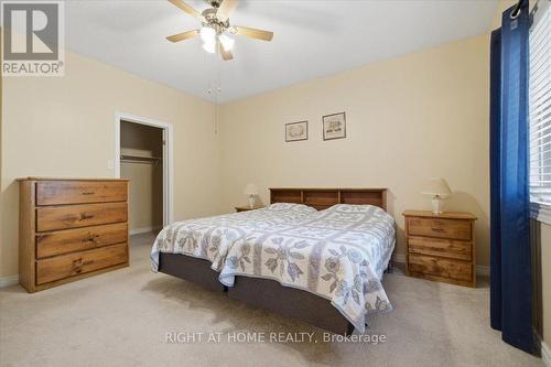 13 - 34 Southbrook Drive, Hamilton, ON - Indoor Photo Showing Bedroom