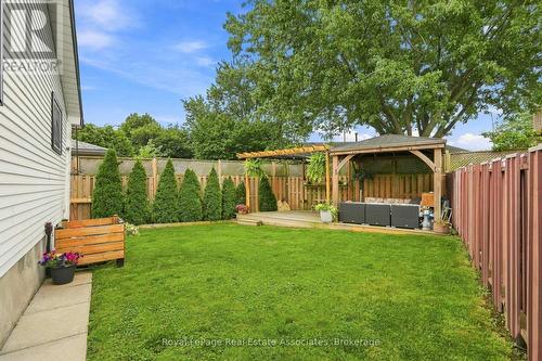 15 Quay Court, Hamilton, ON - Outdoor With Deck Patio Veranda