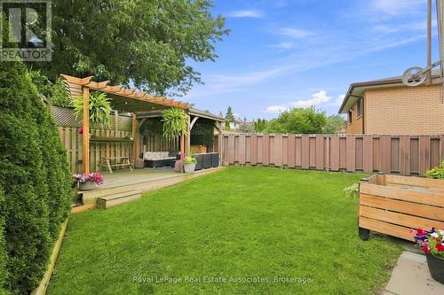15 Quay Court, Hamilton, ON - Outdoor