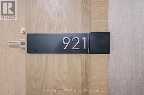 921 - 18 Uptown Drive, Markham, ON - 