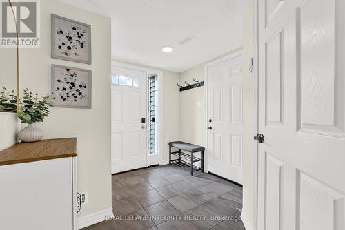 338 Pumpkinseed Crescent, Ottawa, ON - Indoor Photo Showing Other Room