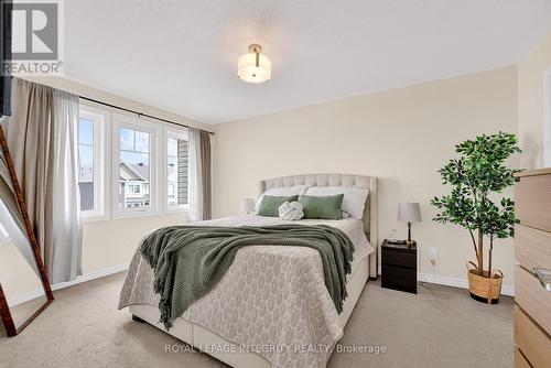 338 Pumpkinseed Crescent, Ottawa, ON - Indoor Photo Showing Bedroom