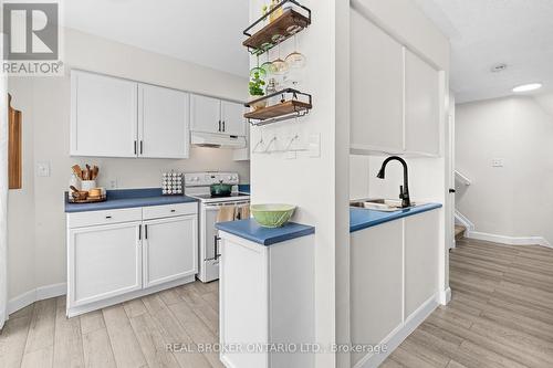 149 Crampton Drive, Carleton Place, ON - Indoor Photo Showing Kitchen
