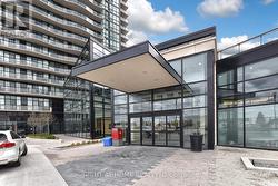 312 - 2910 HIGHWAY NO, 7 ROAD W Vaughan, ON L4K 0H8