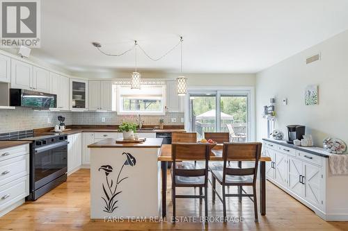 2151 Fairgrounds Road, Ramara, ON - Indoor Photo Showing Kitchen With Upgraded Kitchen