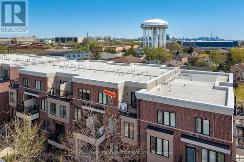 19 - 10 Carnation Avenue, Toronto, ON - Outdoor