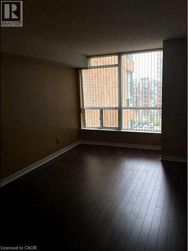 1276 Maple Crossing Boulevard Unit# 809, Burlington, ON - Indoor Photo Showing Other Room