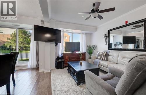 8 Harris Street Unit# 118, Cambridge, ON - Indoor Photo Showing Living Room