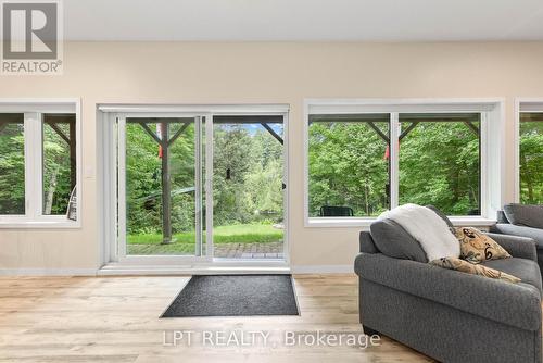 500A Hazard Hill Road, Kearney, ON - Indoor