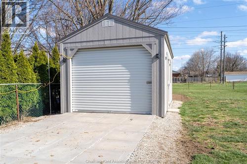 16 Arthur Drive, Chatham, ON - Outdoor