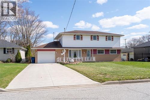 16 Arthur Drive, Chatham, ON - Outdoor With Facade