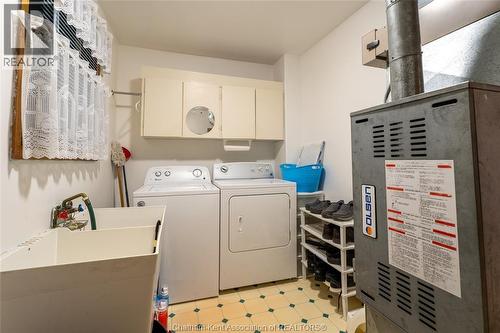 16 Arthur Drive, Chatham, ON - Indoor Photo Showing Laundry Room