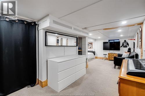 568 Road 2 West, Kingsville, ON - Indoor