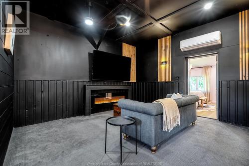 568 Road 2 West, Kingsville, ON - Indoor
