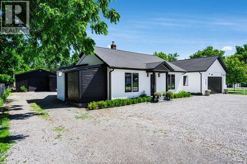 568 Road 2 West, Kingsville, ON - Outdoor